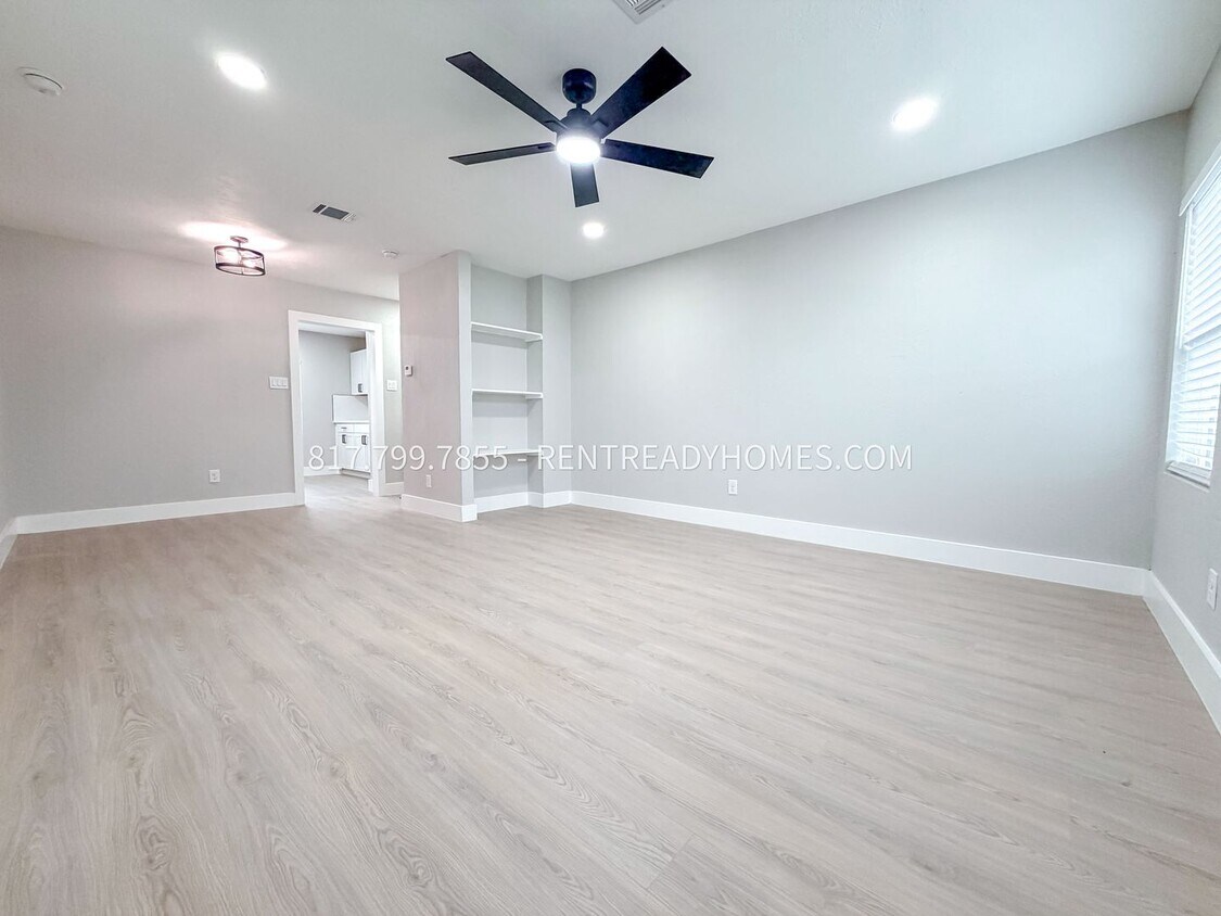 Photo - 6159 Westover St