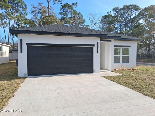 Building Photo - 1621 Illinois St