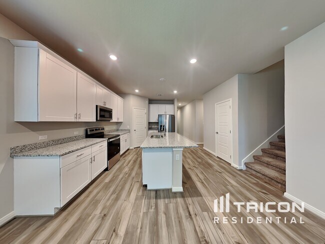 Building Photo - 5803 Nyla Wy