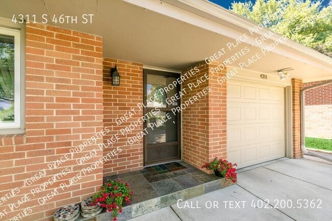 Foto del edificio - 4311 S 46th St