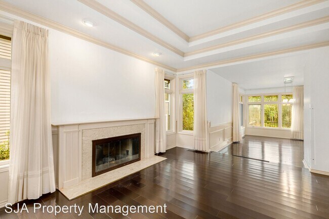 Foto del edificio - 3 br, 3 bath House - 13805 209th Ave NE