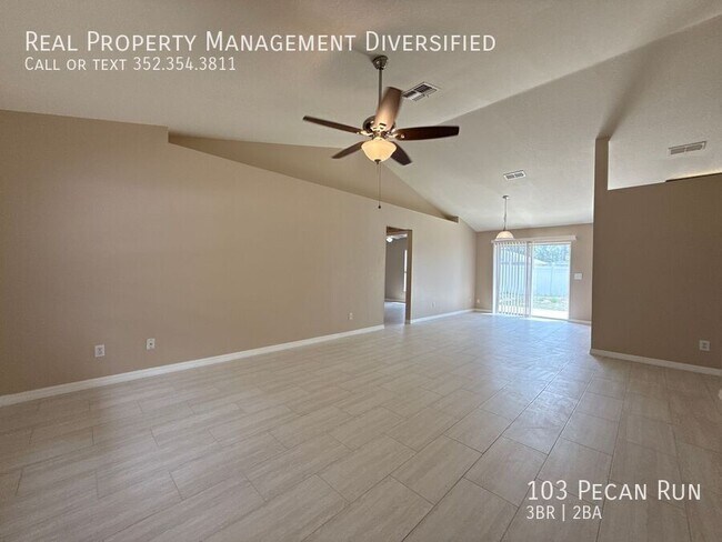 Foto del edificio - 103 Pecan Run