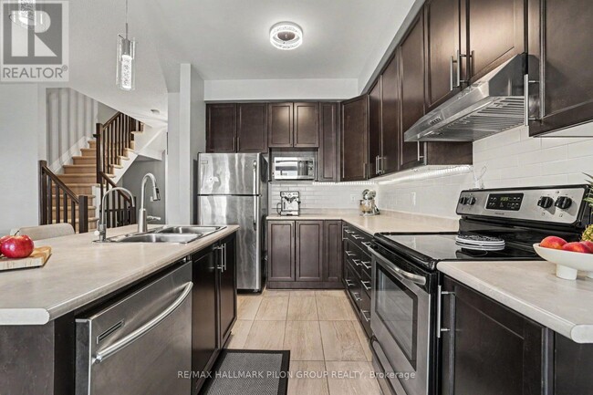 Building Photo - 673 Spring Valley Dr