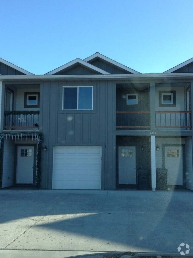 Building Photo - 4022 Sunstone St
