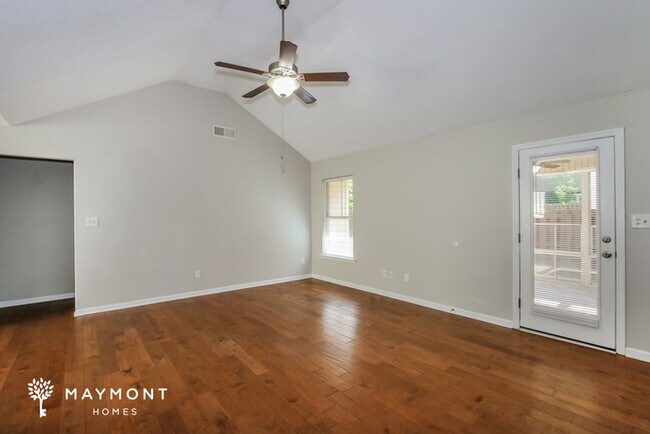 Foto del edificio - 3412 Grove Landing Cir