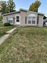 Building Photo - 710 E Morgan St