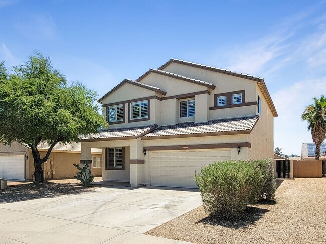 Foto del edificio - Lots of sq ft for the money in Goodyear!