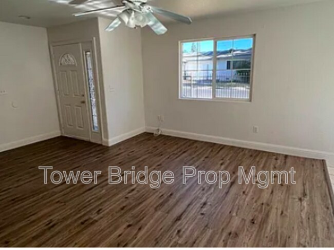 Foto del edificio - 4317 18th Ave