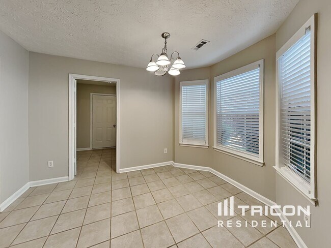 Building Photo - 185 Whistle Way