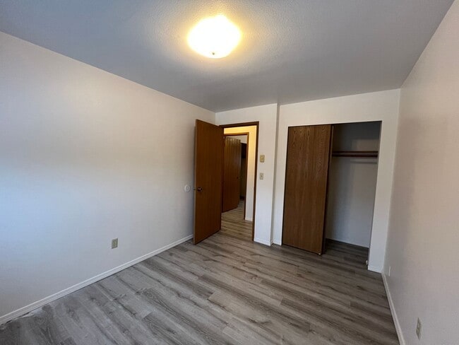 Building Photo - 4804 Bonnie Ln