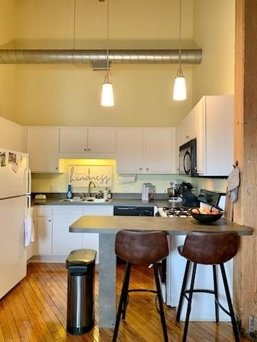 Building Photo - 630 Congdon Ave