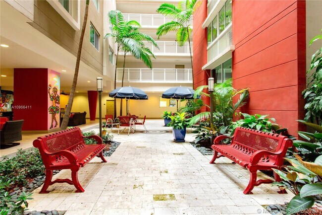 Foto del edificio - 1551 NW 36th St