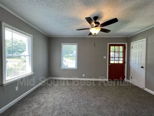 Foto del edificio - 1338 Lambert St