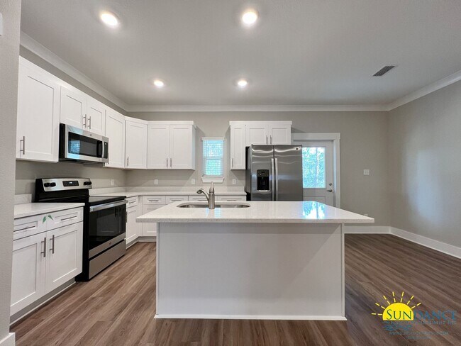 Foto del edificio - Beautiful 3 Bedroom 2.5 Bathroom Townhome with Garage!