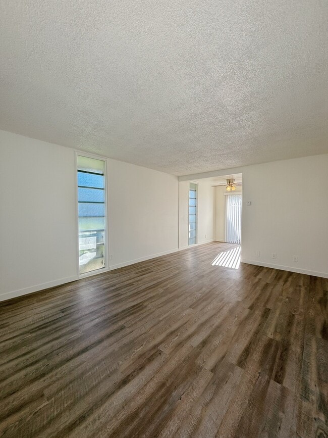 Foto del edificio - 167 W Guinida Ln