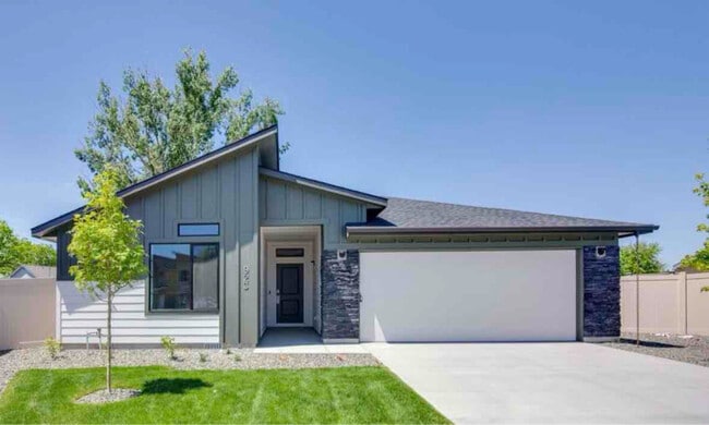 Building Photo - 923 S Nautilus Ave