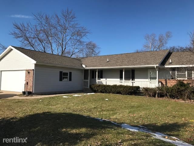 Foto principal - 3 br, 1.5 bath Duplex - 2603 Woodmeadow Dr SE