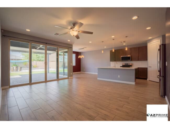 Foto del edificio - Stylish 3/2.5 Laveen Home - Natural Light ...