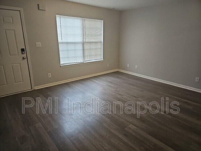 Building Photo - 1731 Winfield Park Dr