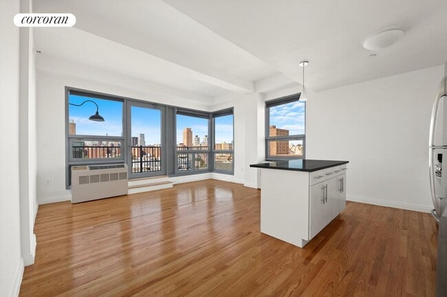 Building Photo - 181 E 119th St