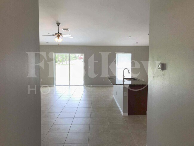 Building Photo - 2512 NW 24th Terrace