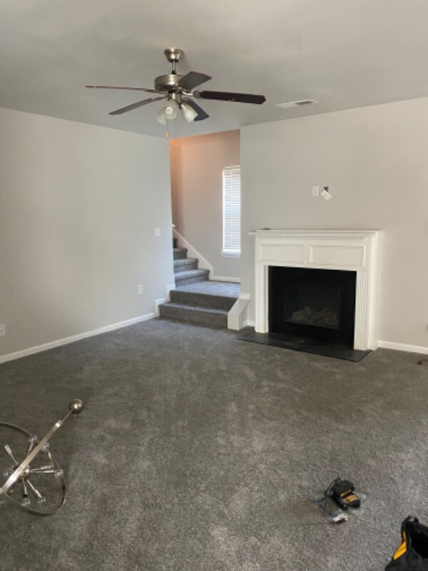 Building Photo - 5253 Rosewood Pl