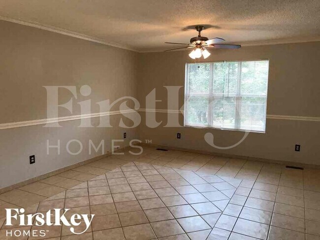 Building Photo - 7774 Melanie Dr