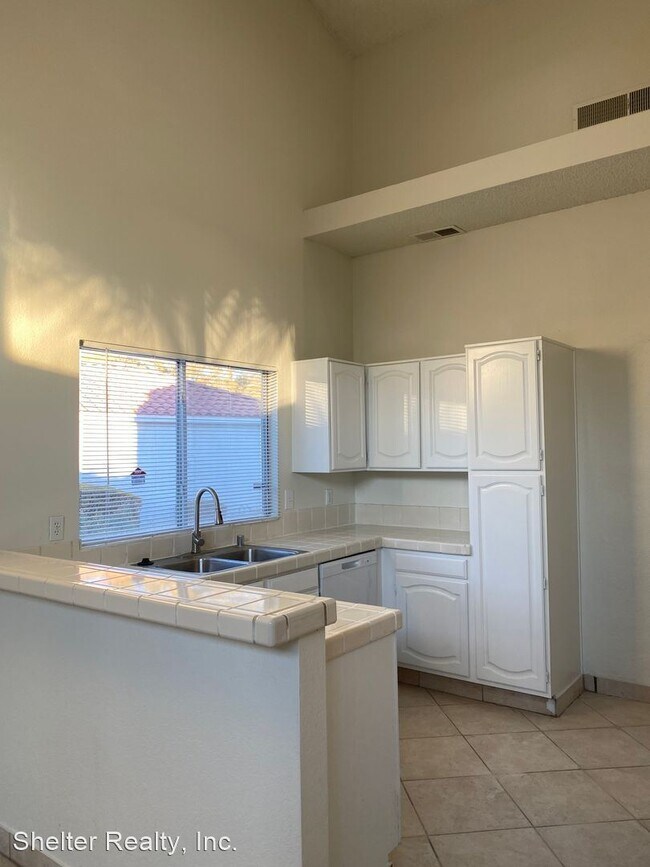 Foto del edificio - 3 br, 2 bath House - 63 Reyburn Drive