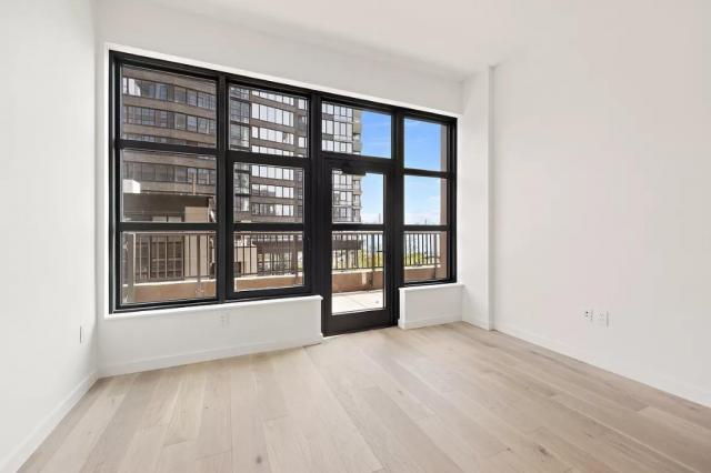 Building Photo - 1 bedroom in Brooklyn NY 11222