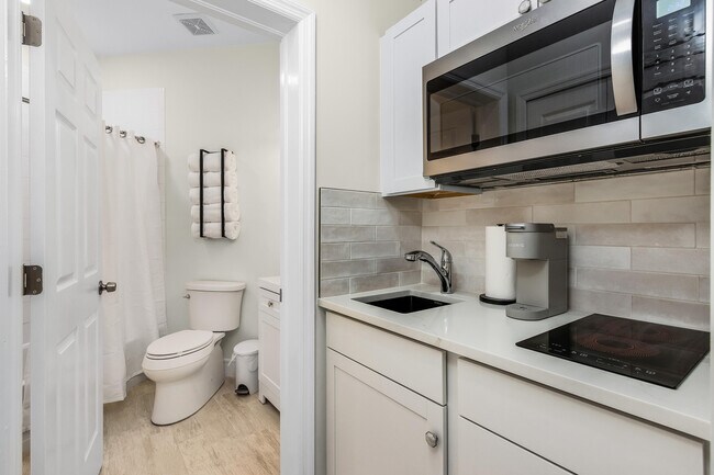 Foto del edificio - 9949 Perfect Dr