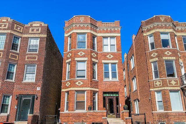 Primary Photo - 2 bedroom in Chicago IL 60622