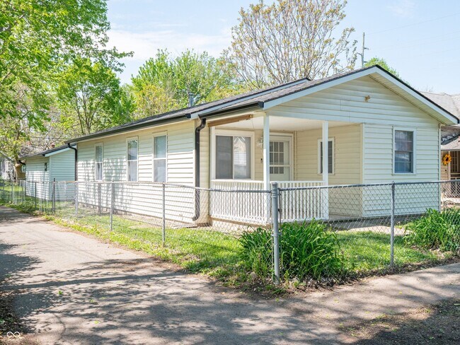 Foto del edificio - 450 Duane St