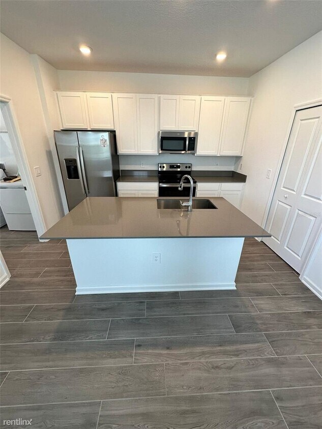 Foto del edificio - 3 br, 2.5 bath House - 10601 Words Dr