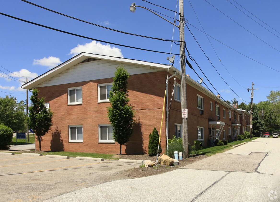 Demolished Apartments in Beachwood, OH