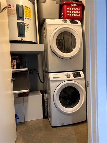 Building Photo - 1111 S Akard St