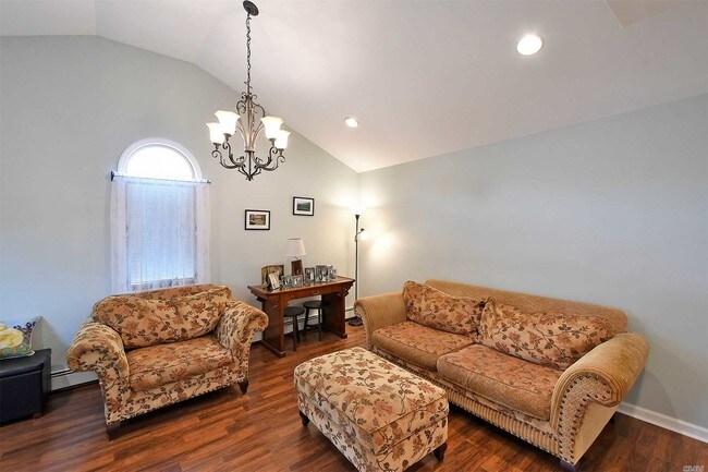 Foto del edificio - 4155 Harriet Rd
