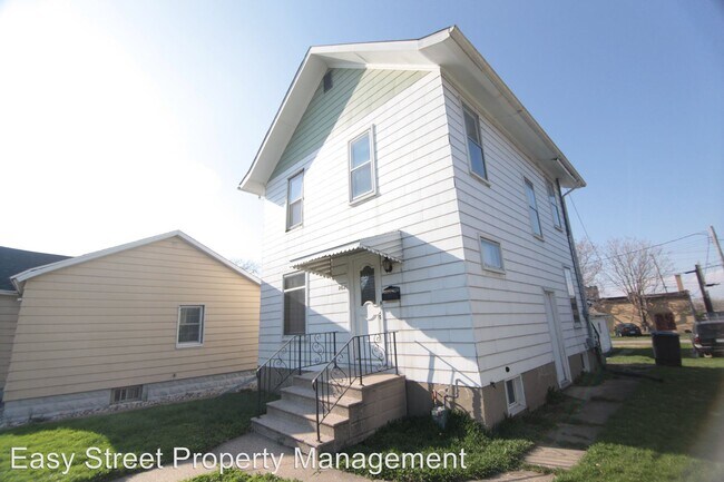 Building Photo - 3 br, 1 bath House - 2621 5 1/2 Ave