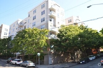 Building Photo - 506 E Howell St