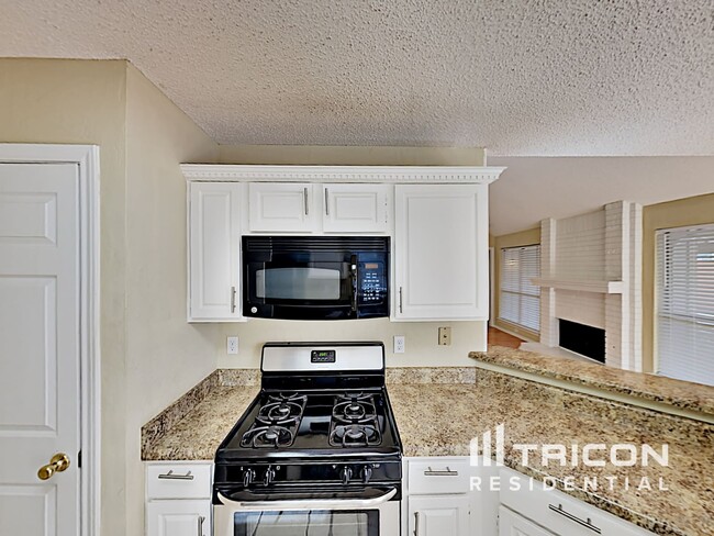 Building Photo - 824 Bridgewater Lane Mesquite TX