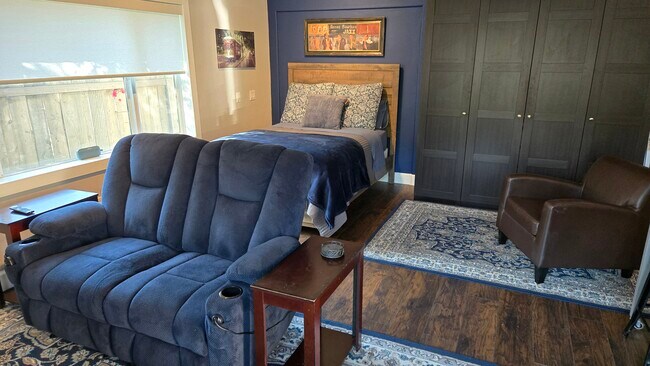 Dual reclining love seat with massage - 10224 Aviary Dr