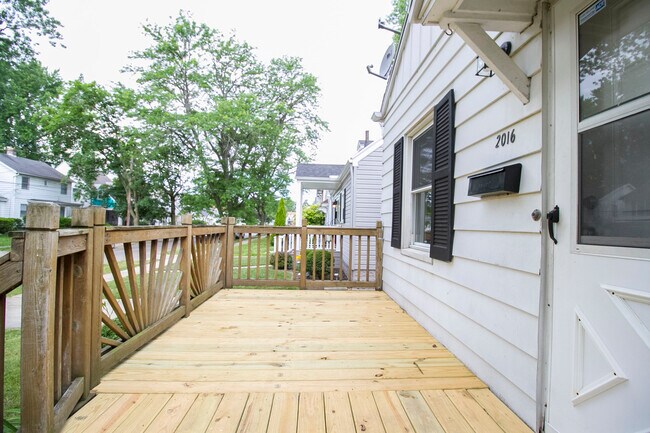 Foto del edificio - 2016 Balkan Pl