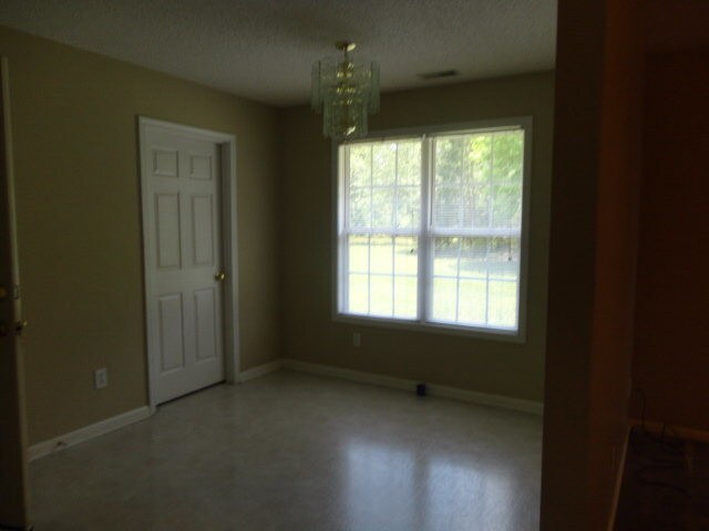 Building Photo - 2690 Genoa Dr