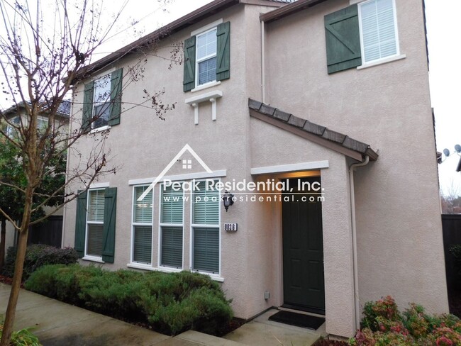 Building Photo - 3 br, 3 bath House - 9036 Crescenda Lane