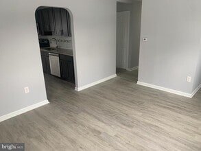 Building Photo - 18 Armor Ct