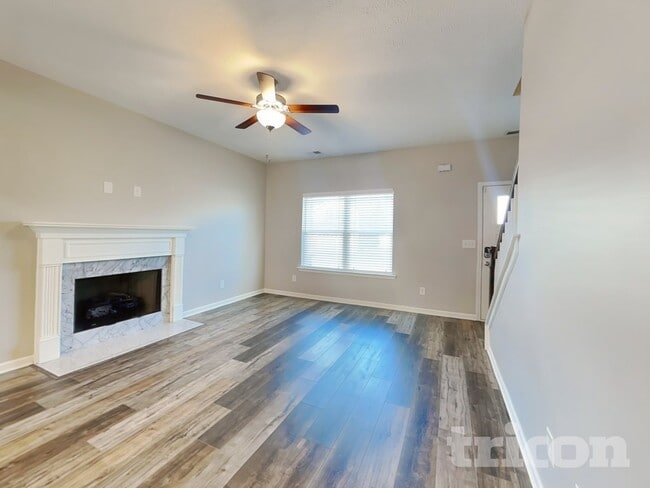 Building Photo - 143 Edgefield Ct