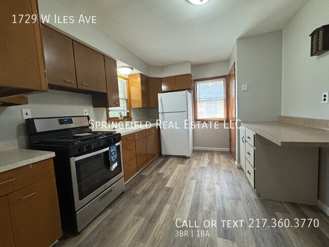 Foto del edificio - 1729 W Iles Ave