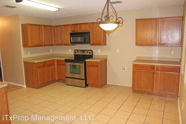Building Photo - 4 br, 2.5 bath House - 1837 Ramada Trl