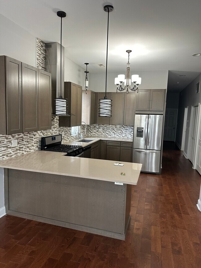 Foto del edificio - 3658 W Armitage Ave
