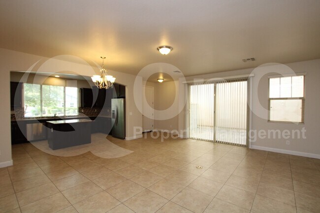 Foto del edificio - 2679 N Riley Rd