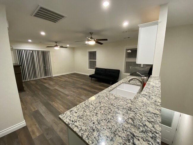 Building Photo - 10684 Belle Creek Blvd